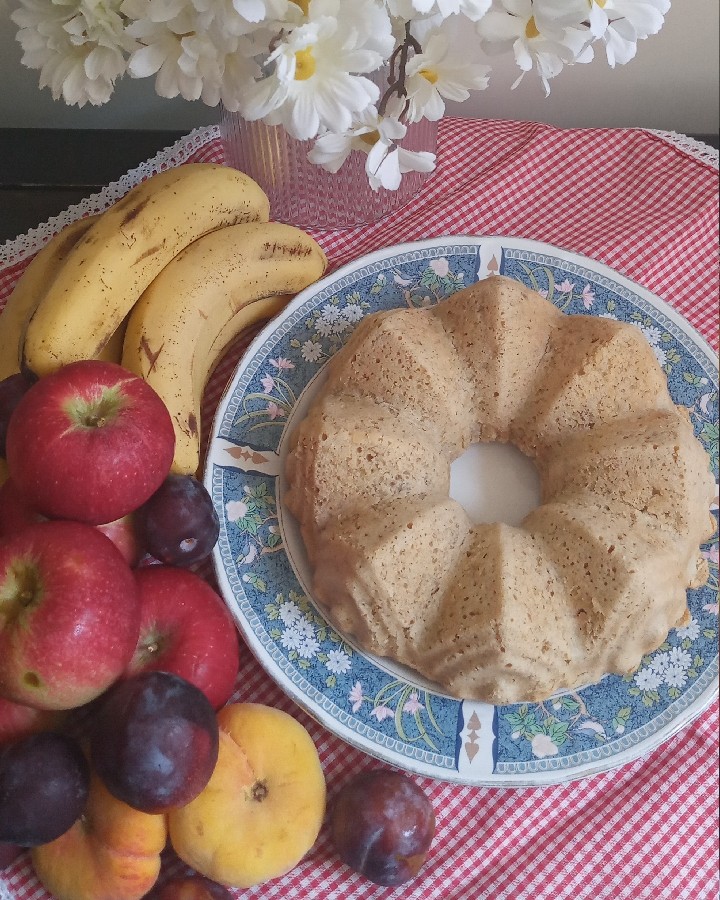 عکس به وقت عصرونه و کیک موزی 