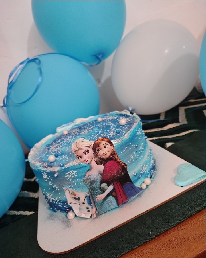 عکس کیک خامه ایی فروزن