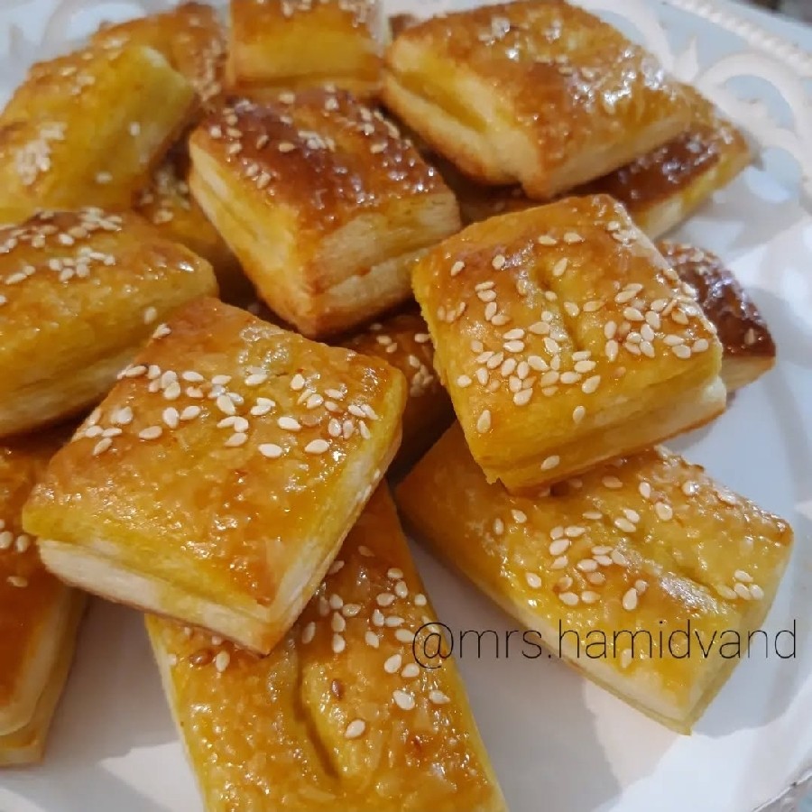 عکس شیرینی زبان (با خمیر هزار لا)