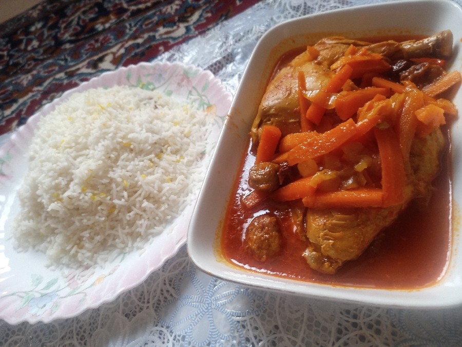 عکس خورشت مرغ و هویج و آلوی خوشمزه 