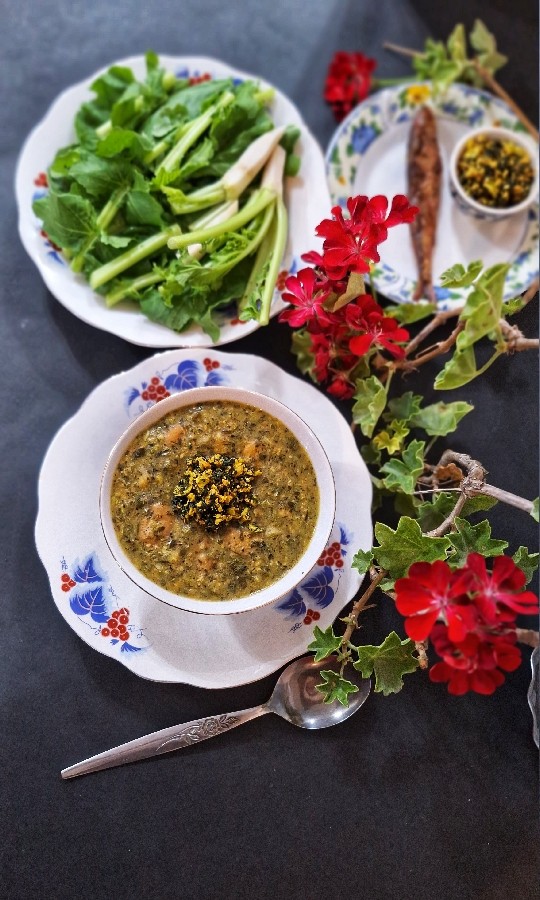 عکس آش ترش گیلانی