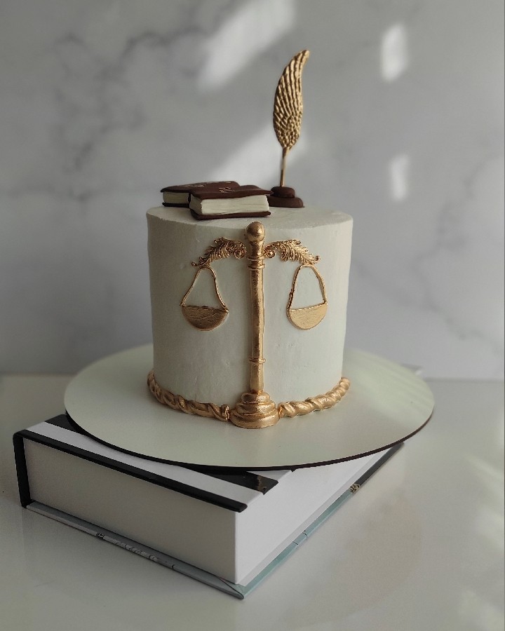 عکس کیک اسفنجی