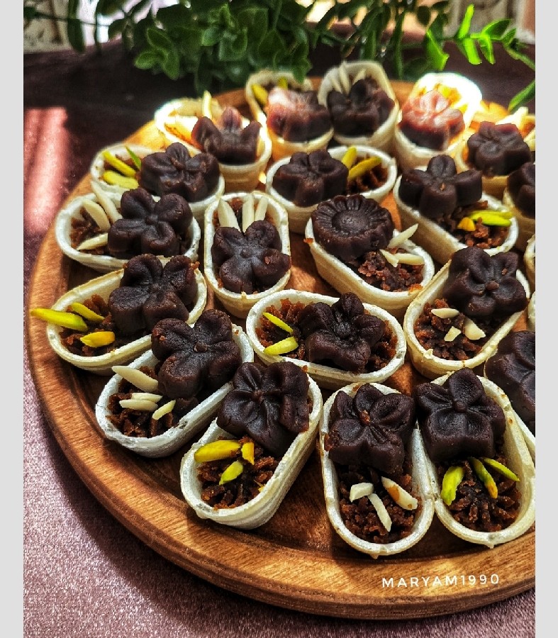عکس حلوا با شیره انگور