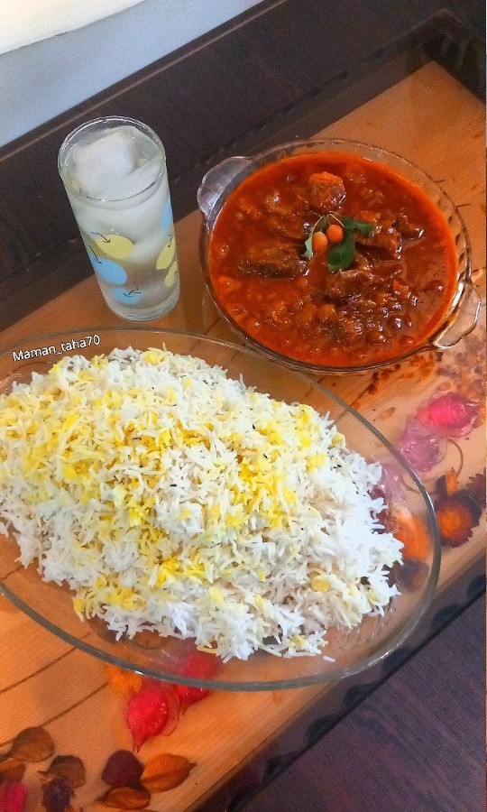 عکس خورشت آلوچه جنگلی (ترش و خوشمزه)