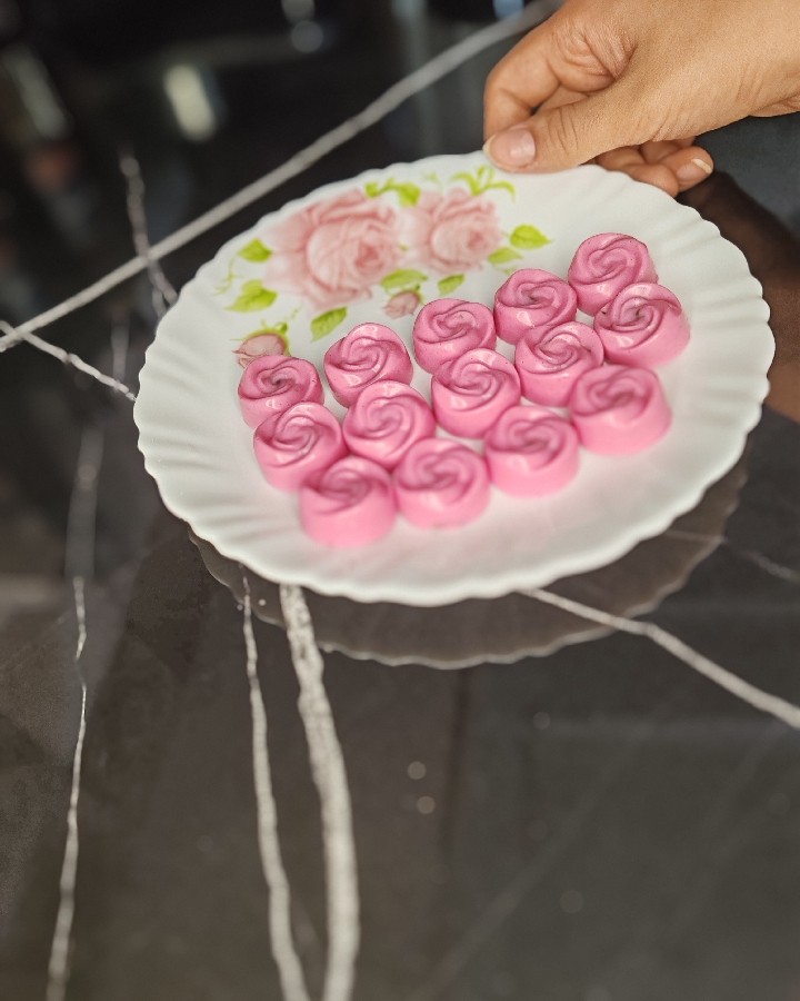 عکس شکلات های دستساز و خوشمزه من
برای سفارش به پیج شاهان چاکلت مراجعه کنید??