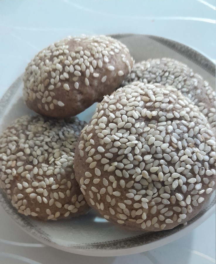 عکس کلوچه کنجدی