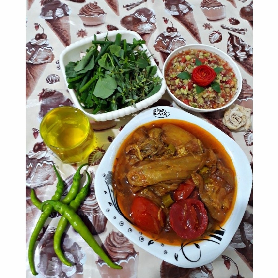 عکس گوجه بادمجون࣫͝
