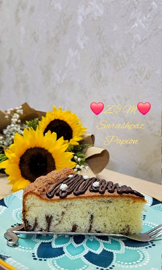 عکس کیک دو رنگ پنبه ای