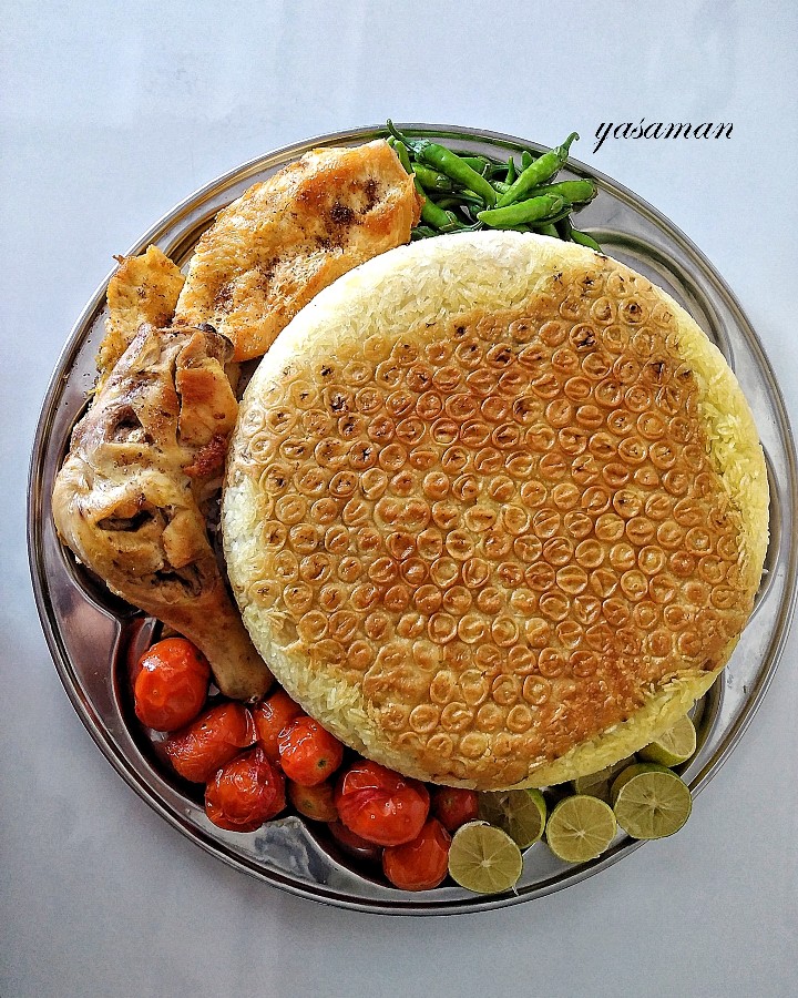 عکس پلو مرغ سرخ شده