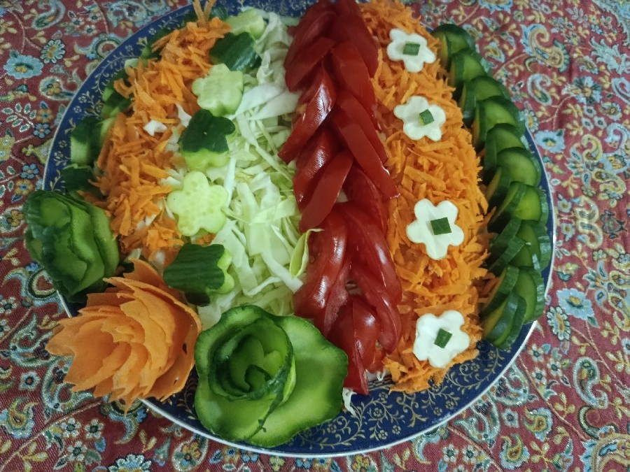 عکس تزیین سالاد 