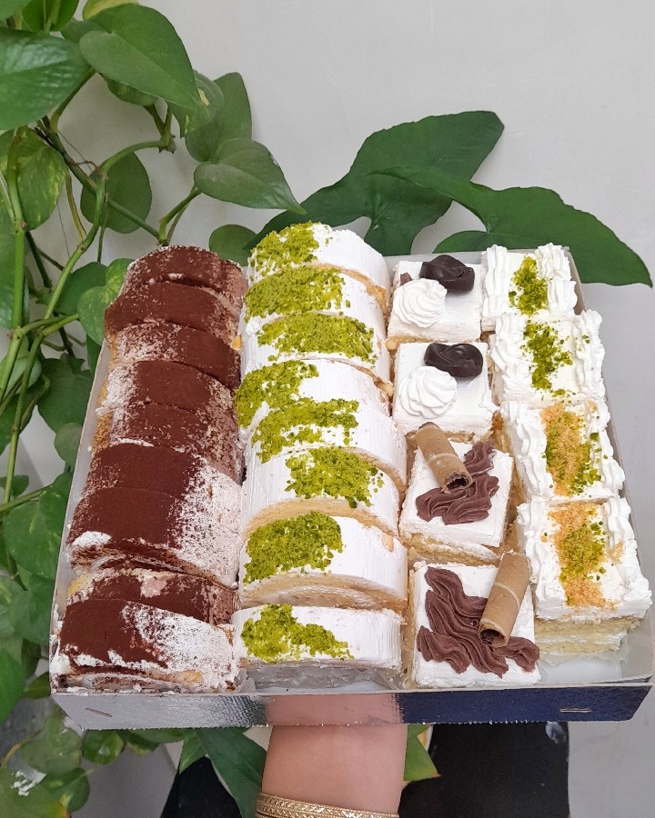عکس شیرینی خامه ای