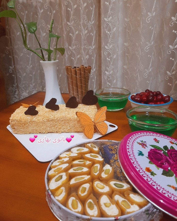 عکس رولت خامه ای بی دردسر