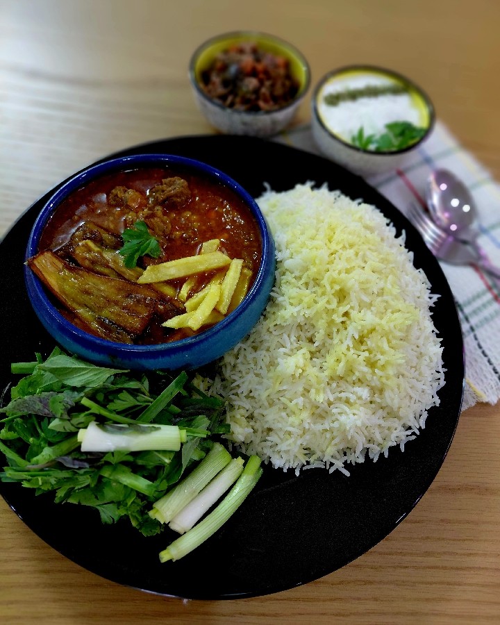 عکس خورش قیمه بادمجان
