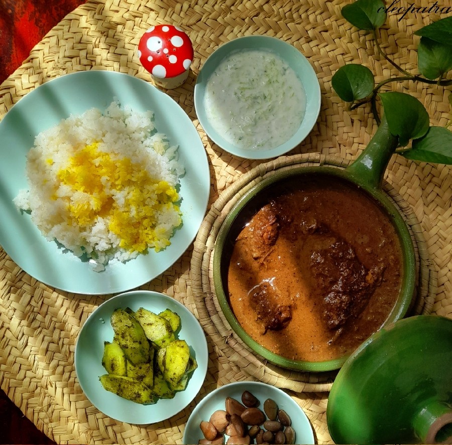 عکس خورش فسنجان با مرغ