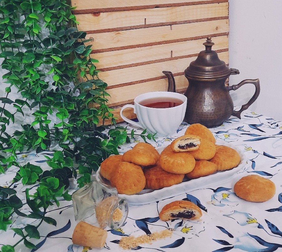 عکس کلیجه عراقیه بالتمر
(کلوچه محلی خرمایی)