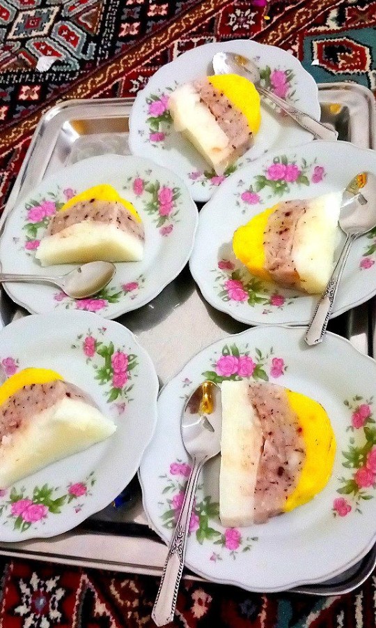 عکس کرم قالبی بدون پودر ژله و بدون ژلاتین (مناسب برای شب یلدا)