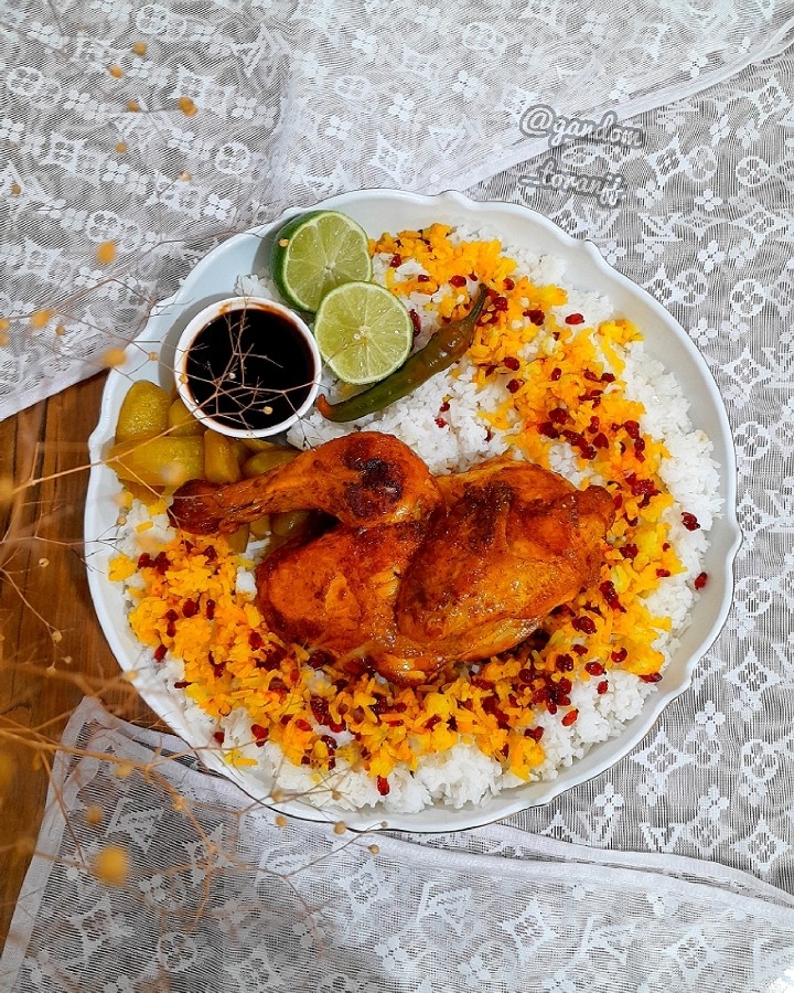 عکس اکبر جوجه رستورانی