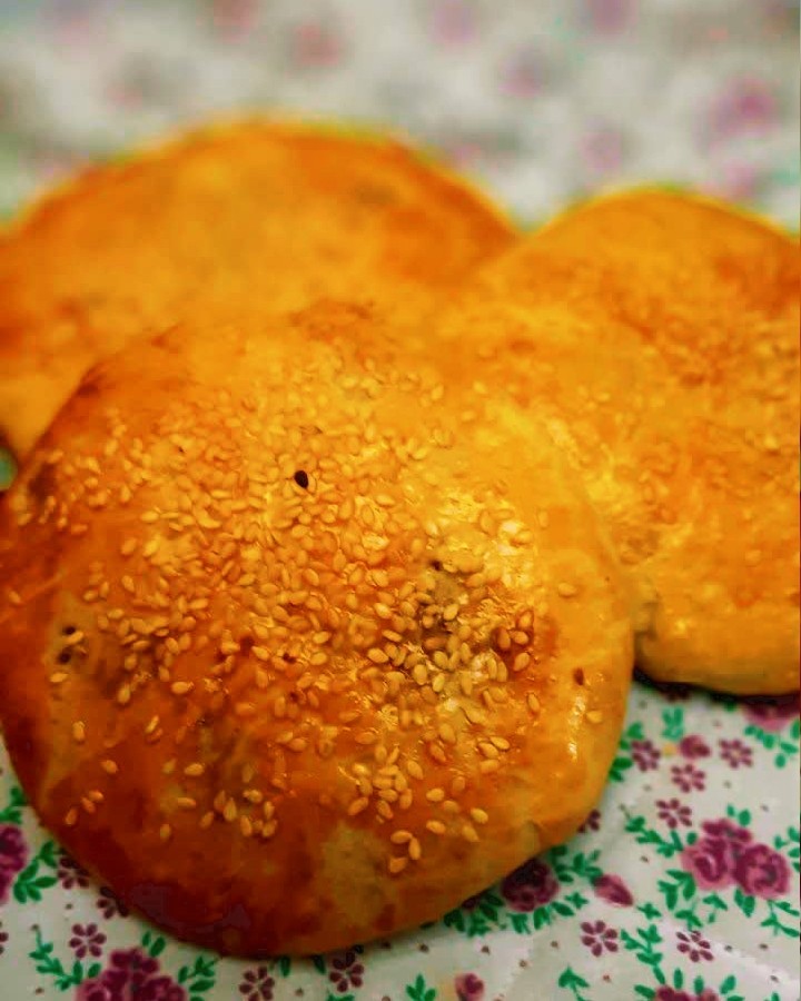 عکس نان گاتا
