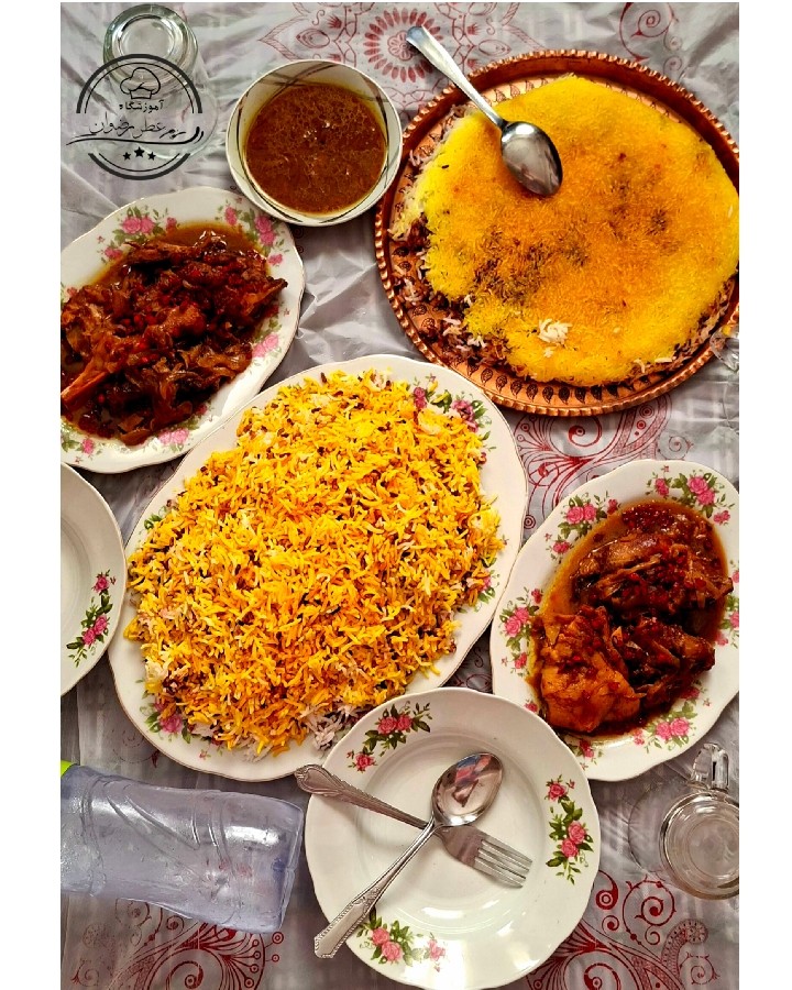 عکس برنج رنگی سیاه و قهوه ای سبوس دار
چلو گوشت