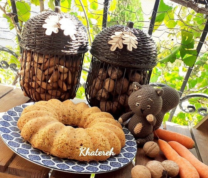 عکس کیک هویج و گردو