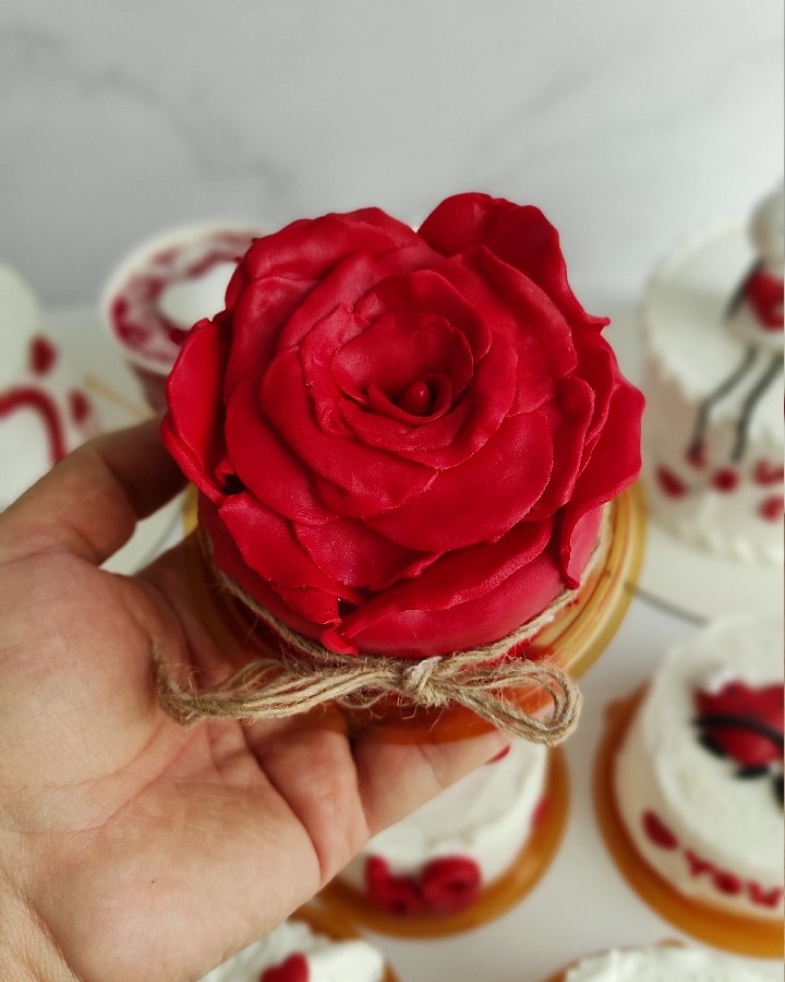 عکس کیک اسفنجی