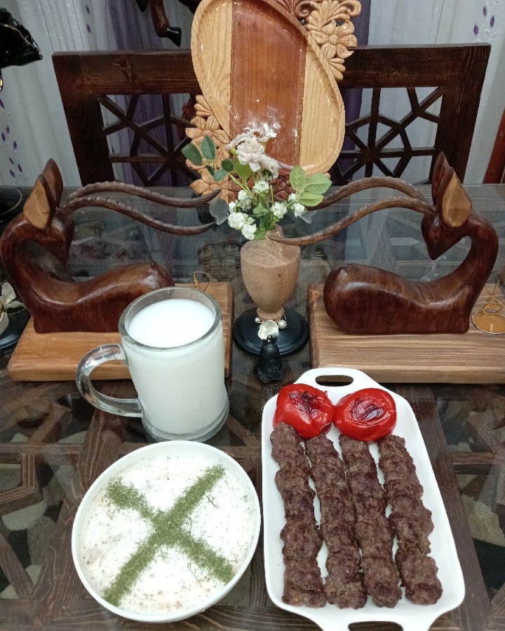 عکس کباب کوبیده. 