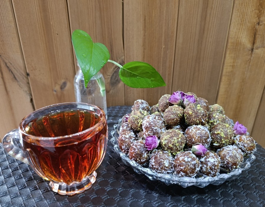 عکس توپک خرمایی ،با کمک دختر عزیزم?