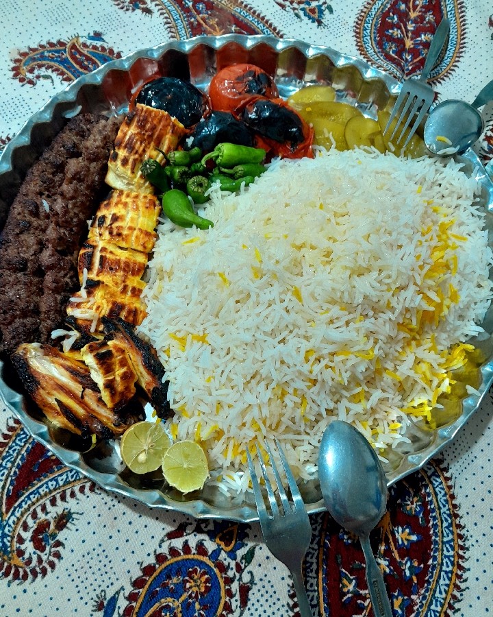 عکس جوجه و کوبیده 