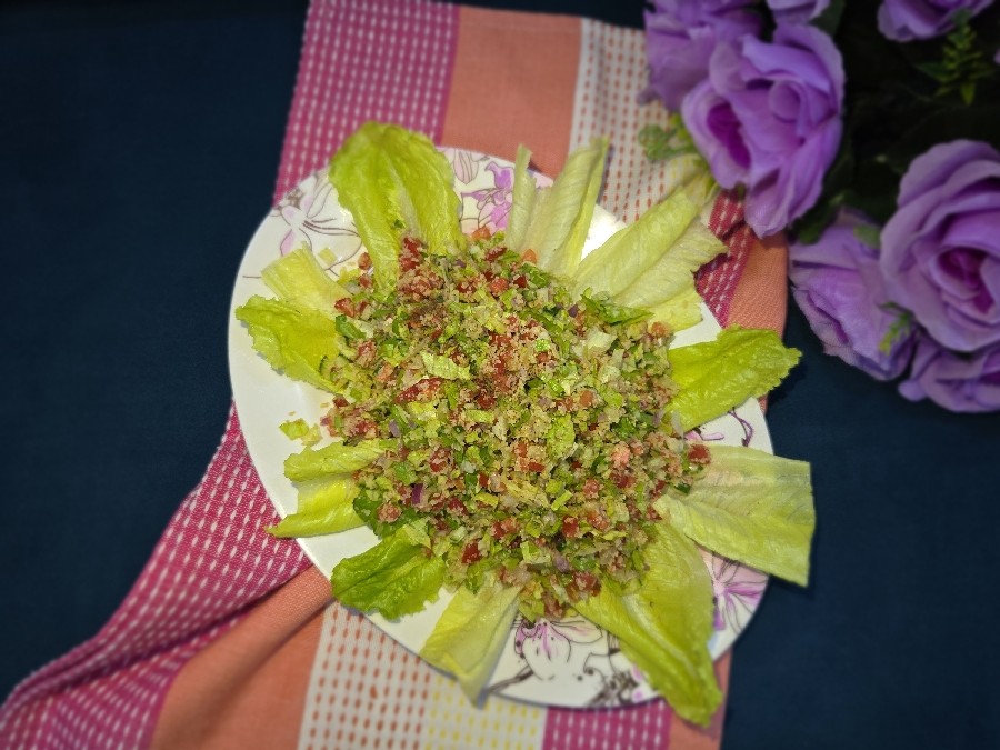 عکس سالاد بلغور و کاهو 