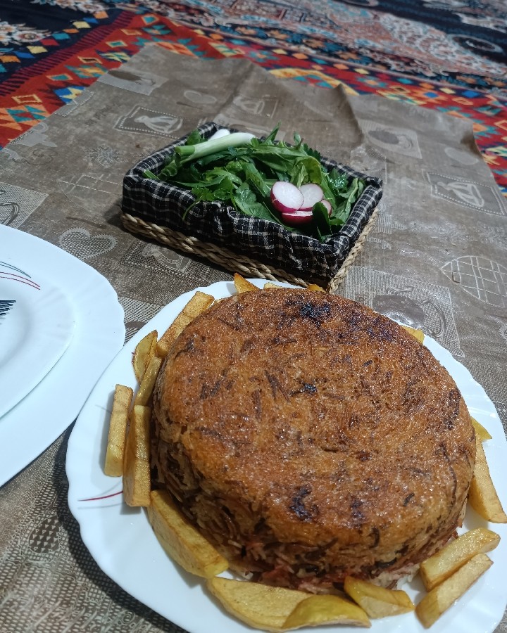 عکس ته چین رشته پلو و قلقلی