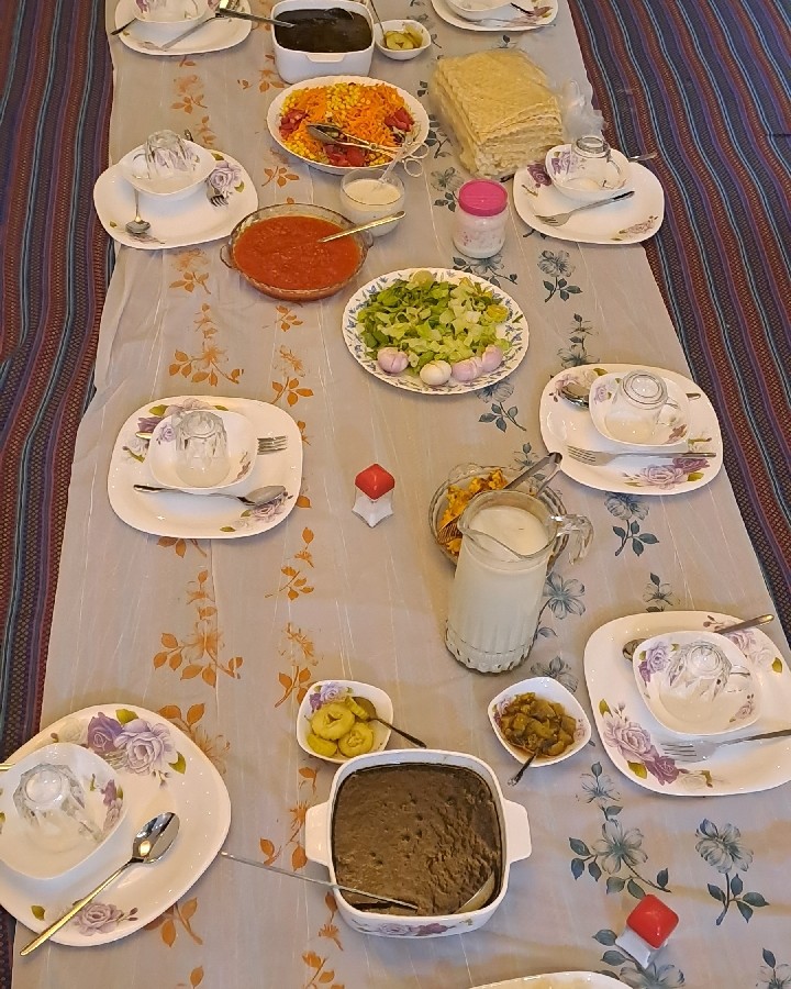عکس سفره شام 