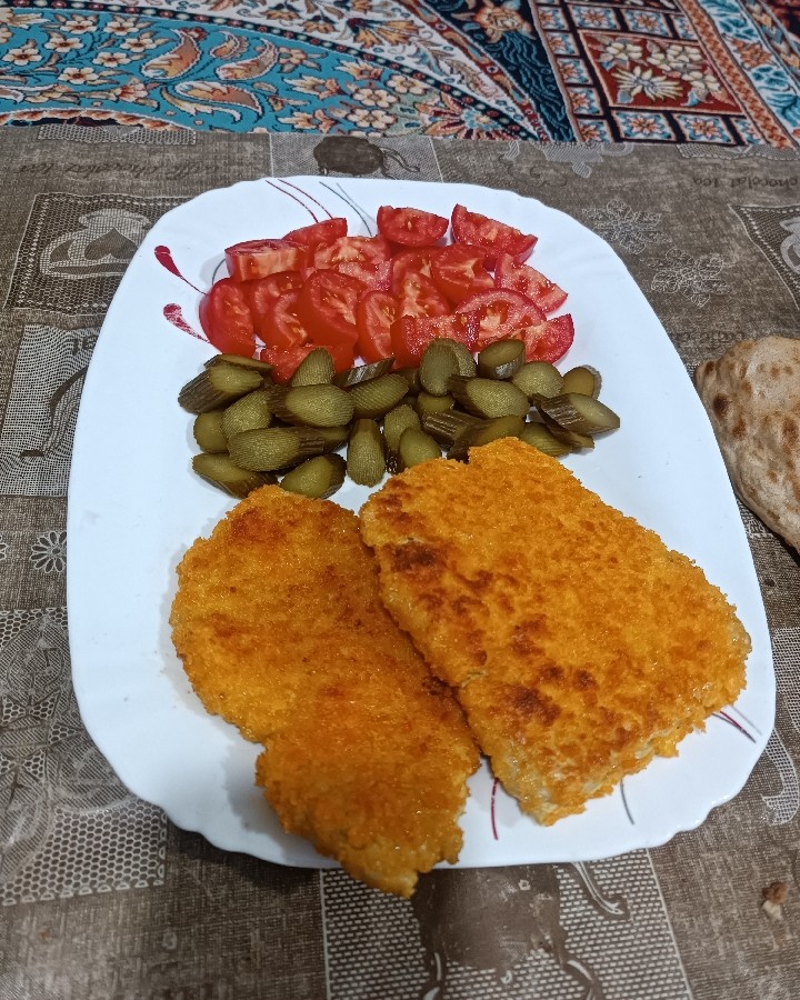 عکس شنسیل ماهی،شیرینی زبان عسلی،خورش خلال،کوبیده همسر پز
آش رشته 