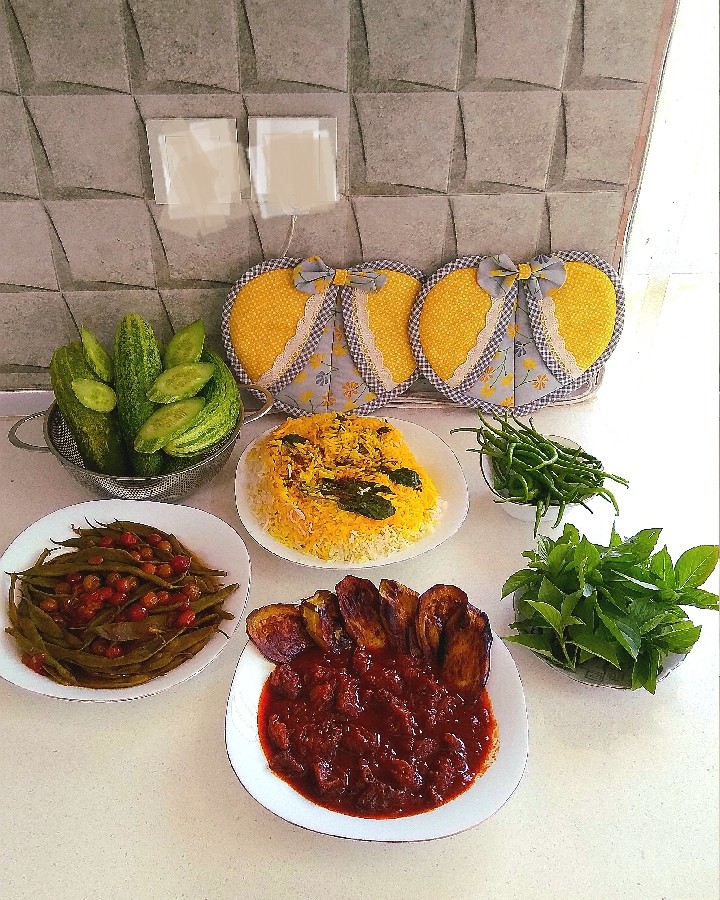عکس انار دانه مسما (خورش گیلانی)