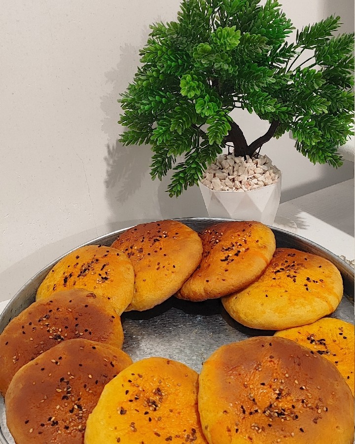 عکس نان مغزدار گردویی