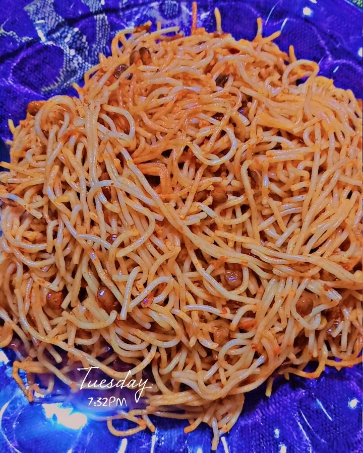 عکس ماکرونی