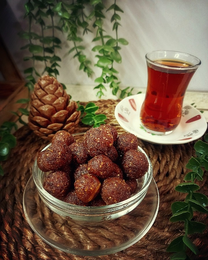 عکس توپک خرما وپودر مغزیجات