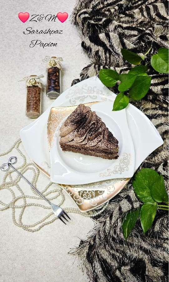 عکس کیک اسفنجی شکلاتی 