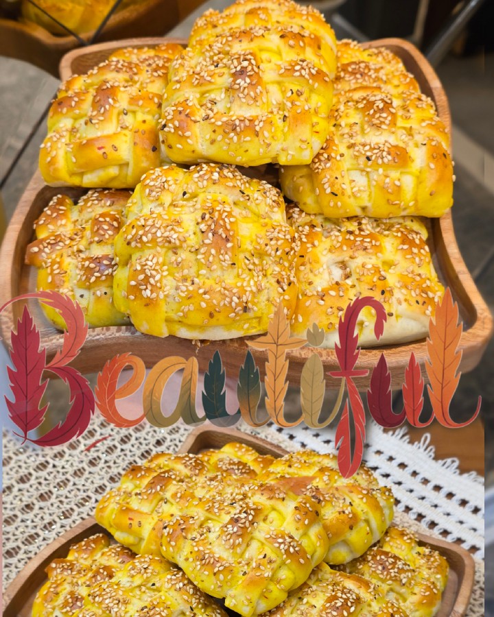 عکس نان حجیم با پنیر و گردو 