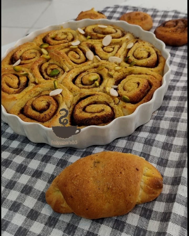 عکس نان رول دارچینی