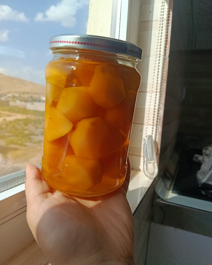 عکس کمپوت گلابی و گیلاس