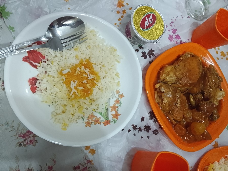 مرغ آلو بخارا 