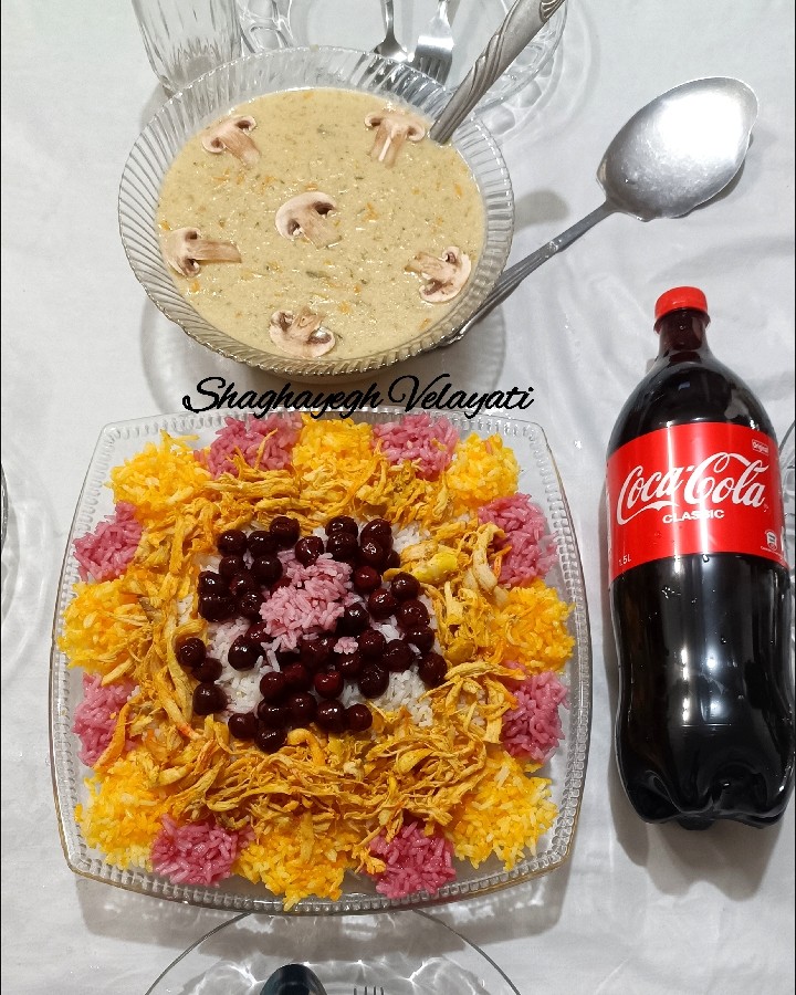 عکس آلبالو پلو با سوپ شیر شام شقایق پز