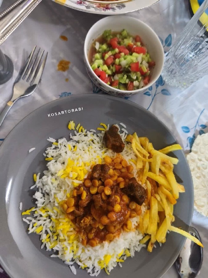 عکس در کنار خواهریم♡