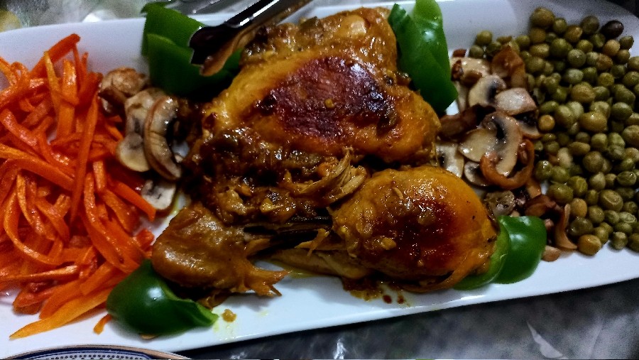 عکس مرغ و سبزیجات