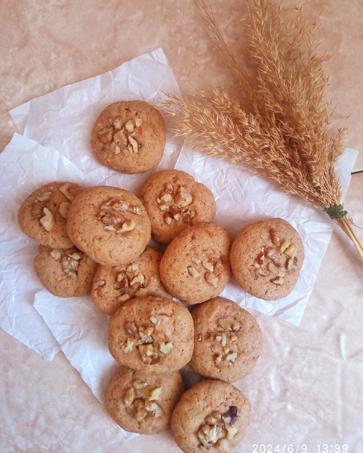 عکس کوکی‌هویج‌وگردو