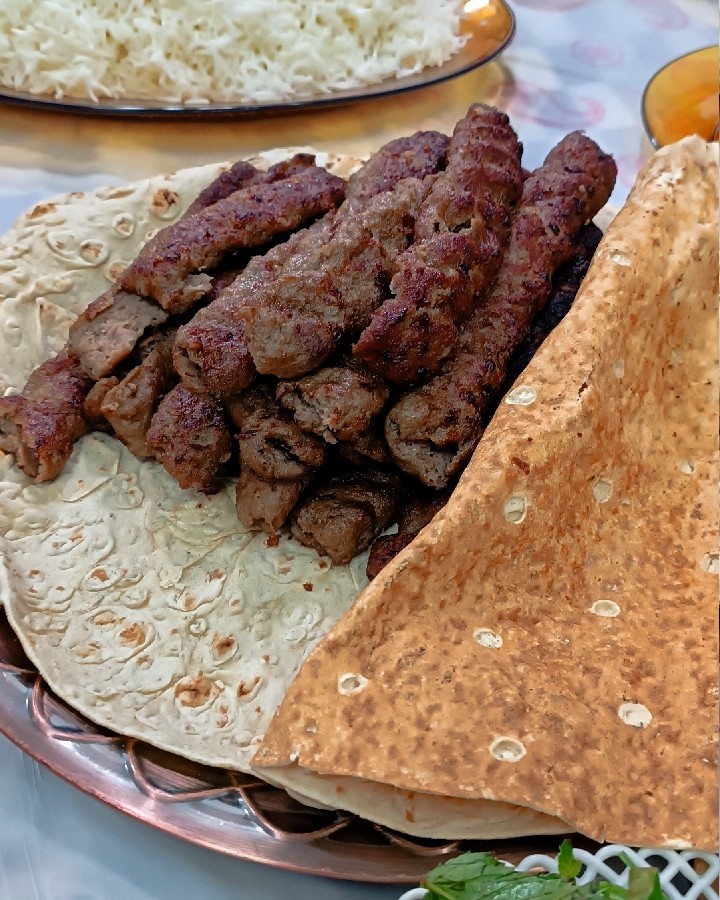 عکس مهمانی