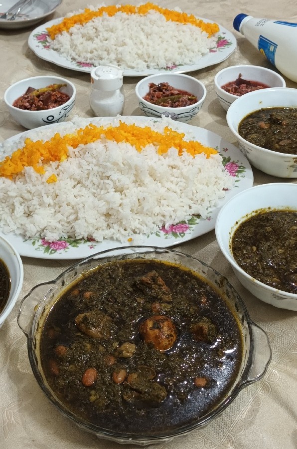 عکس روزمرگی
ورق بزن عزیزم 
