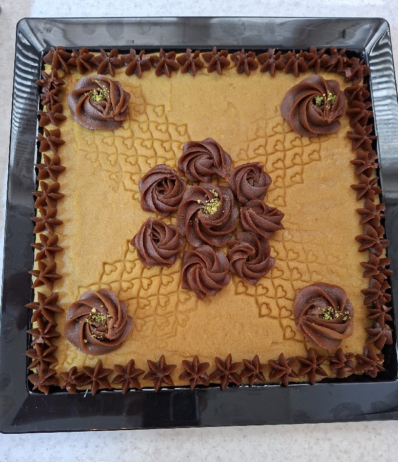 حلوای سه آرد مجلسی
حلوا بوتیکی مدرن