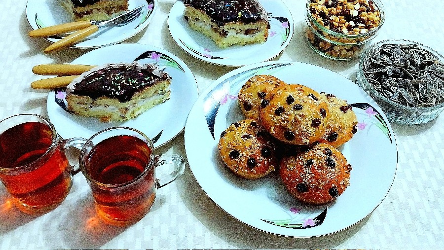 عکس مافین کشمش و گردو