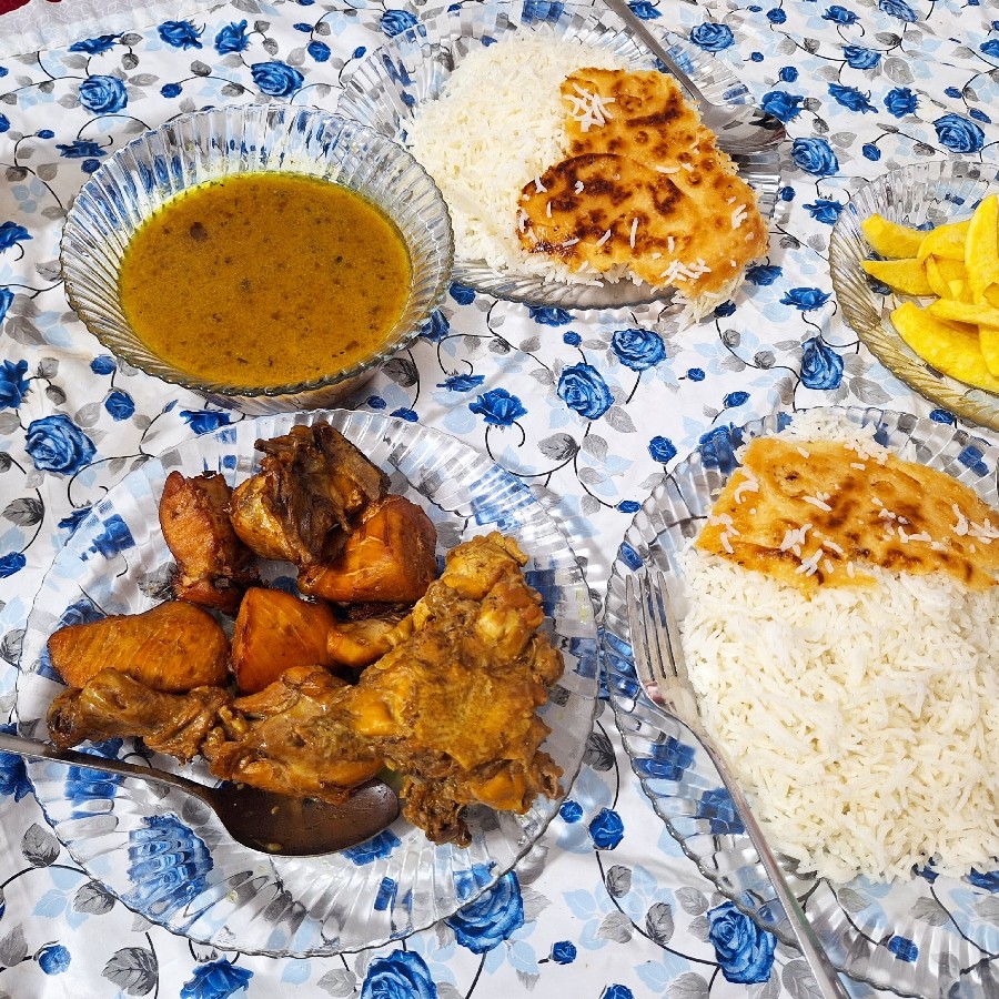 عکس خورشت‌مرغ زرد